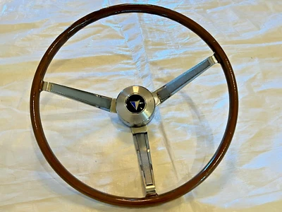 Volante Plymouth 1965-1967 3 radios madera grano Mopar bocina tapa botón emblema Foto 1 de 4