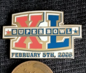 Prendedor Super Bowl XL NFL en Detroit Michigan Steelers vs Seahawks de Peter David - Imagen 1 de 2