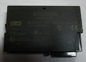 SIEMENS 6ES7 132-4BD00-0AA0, OUTPUT MODULE USED TAKE OUT R8 - Picture 1 of 8