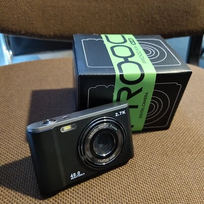 Proocam Digital Camera Point & Shoot Camera 32GB 48MP 1080P Pocket Size 16X Zoom - Image 1 of 4