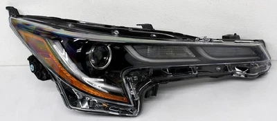 Farol de LED lateral direito do passageiro fabricante de equipamento original para Toyota Corolla Sedan 81110-02S50 - Imagem 1 de 4