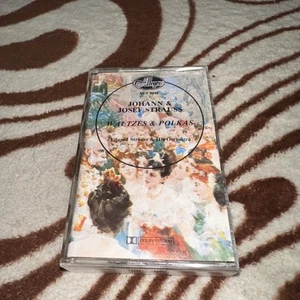 Johann & Josef Strauss Waltzes & Polkas Orchestra Cassette Tape 1980 - Picture 1 of 5