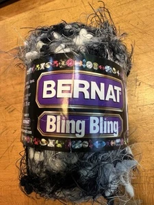Club nocturno Bernat Bling Bling Yarn #65040 1,75 oz. madeja 5 voluminosos - Imagen 1 de 7