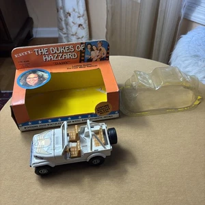 ERTL Dukes Of Hazzard “DAISY” Jeep 1981 1:25 scale General Lee Collectible - Picture 1 of 24