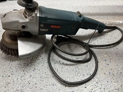 Amoladora angular de construcción de alta resistencia Bosch 1357 9" Foto 1 de 3