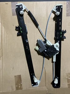 LR098183-2013-2020 Range Rover Left Rear Window Regulator With Motor- New Oem - Picture 1 of 5