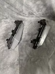 710006375 And 710006374 Both Lights Sold Used Off Newer Machines - Picture 1 of 4