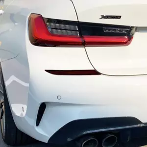 Fits BMW G20 MSport 3 Series 2019-2022 Rear Reflector Overlay Dark Tint - Smoke - Foto 1 di 2