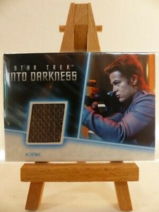 Star Trek Into Darkness relic trading costume card RC10 Chris Pine Captain Kirk