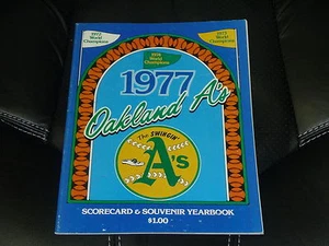 1977 OAKLAND A'S BASEBALL YEARBOOK EX - Bild 1 von 1