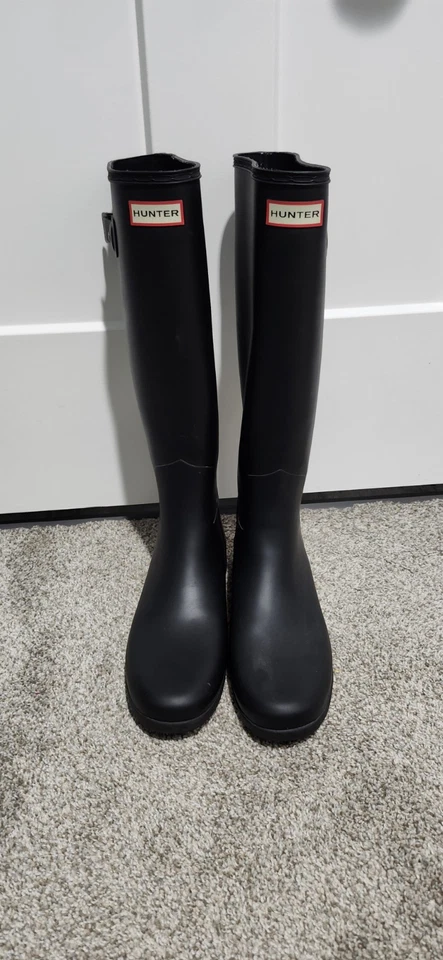 Botas de lluvia Hunter para mujer de goma negras talla 10 usadas buen estado Foto 1 de 4