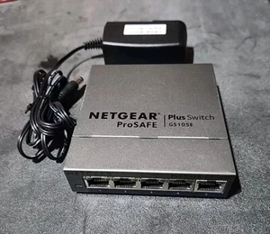 Netgear GS105Ev2 5-Port Gigabit Ethernet Smart Managed Plus Switch...open, used - Photo 1/5