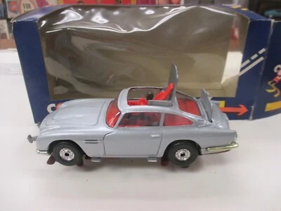 Corgi Toys 1:43 JAMES BOND 007 ASTON MARTIN D.B.5c271/1 - Image 1 of 4
