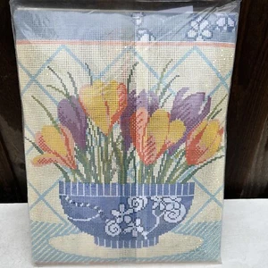 The Craft Collection Ltd Kreuzstich Krokus Kissen Neu. - Bild 1 von 9