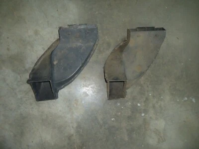 64-65-66-67 PONTIAC GTO / LEMANS A/C CENTER VENT DUCT 1967 1966 1965 1964 - Image 1 of 2