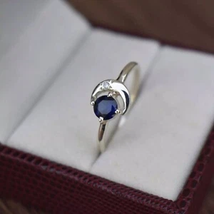 2 Ct Round Cut Simulated Blue Sapphire Pretty Wedding Ring 14k White Gold Plated - Picture 1 of 4