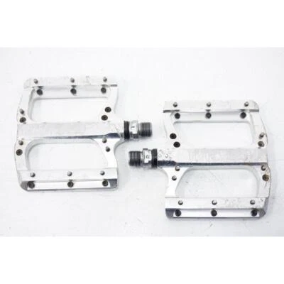  Pedale INSANES HIHIFU IN LEGA usato - Immagine 1 di 4