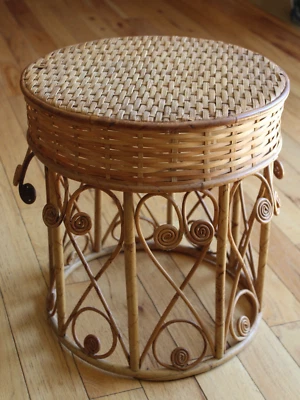 Retro Vtg Boho Peacock Bamboo Rattan Wicker Round Side Table Stool Plant Stand - Image 1 of 4