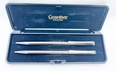 pilot grandee Priere Mechanical Pencil Set retractable tip by twist Then Push - image 1 of 4