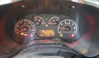 Ram ProMaster City 2015-2015 OE velocímetro calibre grupo 157 k millas Dodge Foto 1 de 4