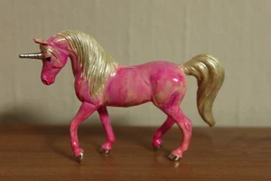 Breyer Pferd Modellpferd Stablemate OOAK Decorator Custom Repaint Araber Pink - Bild 1 von 3