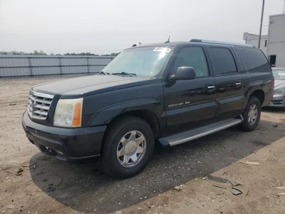 Used Washer Fluid Reservoir fits: 2004 Cadillac Escalade esv w/rear wiper opt C2 - Image 1 of 4