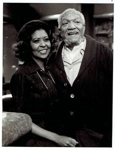 1980 Original NBC Photo comedian Redd Foxx & Marguerite Ray in "Sanford" TV show - Picture 1 of 2