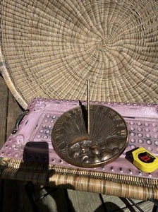 Messing Deko Garten Sonnenuhr 10,5" breit weißer Schwan 1995 wunderschön - Bild 1 von 10