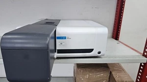 Agilent Technologies G6860A Cary 60 UV-Vis Spectrophotometer - Picture 1 of 10
