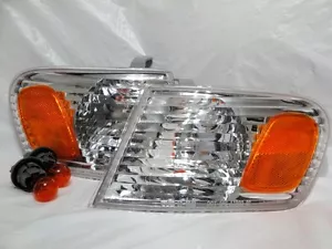 Front Corner Turn Signal Park Light Lamps w/Bulbs A Pair For 2001 2002 Corolla  - Picture 1 of 1