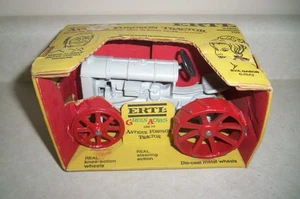 1969 "GREEN ACRES" ERTL DIE-CAST "TRACTOR" in BOX Vintage Bauernhof Spielzeug - Bild 1 von 6