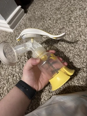 Medela Harmony Manual Breast Pump - Image 1 of 3