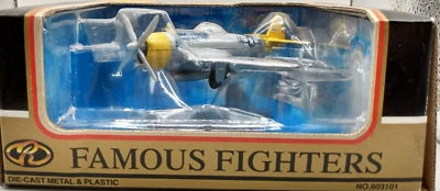 P-47 Thunderbolt Motormax Famous Fighters w/ Base - Image 1 of 4