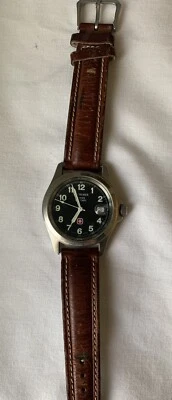 Швейцарские военные мужские часы Bucherer серебристые нуждаются в аккумуляторе. - Изображение 1 из 3