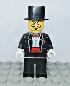 LEGO Collectible minifig - Magician, Series 1 minifigure (col009) - Picture 1 of 2
