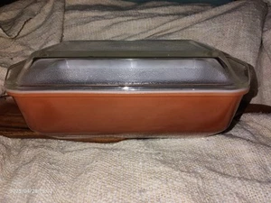 PYREX Brown Oblong Baking Dish With Lid. Collectable. - Picture 1 of 9