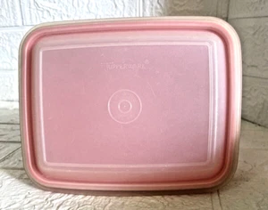 Orange Tupperware Box w/ Lid 6 x 5 x 2.5" (1513-5 & 1514-12 (lid)) - VGC! - Picture 1 of 6