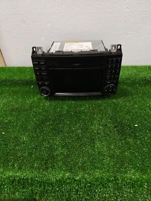 AUTORADIO MERCEDES Classe B W245 1° Serie A1699002400 (0511) 1525794 - Immagine 1 di 4