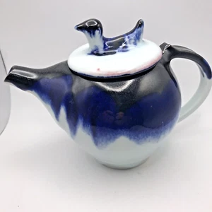 Sea Rose Studio Art Pottery Marbled Murrelet Blue & White Tea Pot w/ lid seabird - Picture 1 of 10