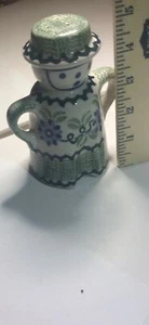 (1) Piece Vintage Aprox5inches Tall Bolestawcu 3 Hole Salt Or Pepper Shaker - Picture 1 of 8