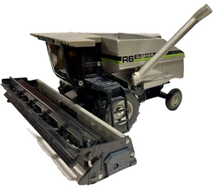 Scale Model 1/24 Scale Deutz-Allis R6 Gleaner Combine Farm Toy Collectible - Picture 1 of 15