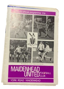 MAIDENHEAD UNITED V WYCOMBE WANDERERS - BERKS & BUCKS SENIOR CUP RD 1 - 19/11/77 - Picture 1 of 1