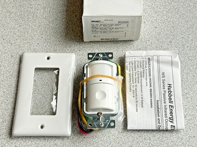 NEW HUBBELL/BRYANT MS2000W PIR WALL SWITCH WHITE 1200 SQ FT, 120/277 VAC 60Hz - Image 1 of 4