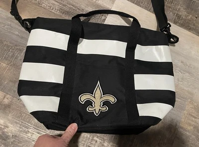 Bolso aislante a rayas New Orleans Saints Foto 1 de 4
