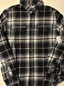 NWT**Men's Old Navy Plaid Flannel Shirt** MEDIUM**Black Blue White** Pockets - Picture 1 of 3