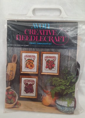De colección Años 70 Avon Creative Needlecraft Crewel Kit de Bordado Primer Premio Feria del Condado Foto 1 de 4