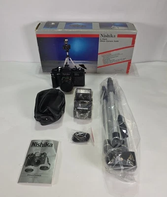 Nishika 5 Piezas 35mm Vintage Cámara Conjunto Caja Abierta Incluye Trípode y Flash Foto 1 de 4