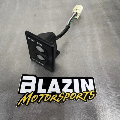 2015 YAMAHA WAVERUNNER FX SVHO 1.8 Speed/RPM Volt/ F2S-68090-00-00 - Image 1 of 4