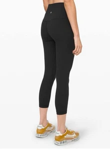 Corte de tiro alto Lululemon Align™ 23" negro talla 8. LW6BGJS - Imagen 1 de 10