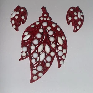 Gorgeous Vintage Red Enamel White Milk Glass Rhinestone Brooch & Earring Set - Picture 1 of 11